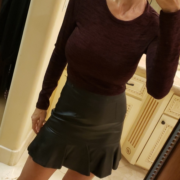 Forever 21 long-sleeved cropped knit top, S - Picture 11 of 16